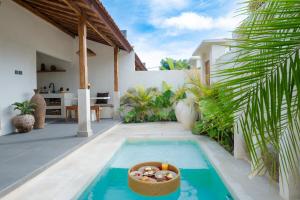 Casa Aurora- Chic & Stylish 1 BR Pool Villa - 7 Min to Savaya