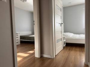 Apartament z ogrodem