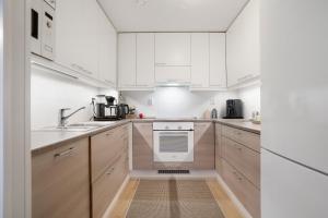 Northern Lights Riverside Suite