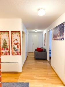 Large Group Fireside Cabin