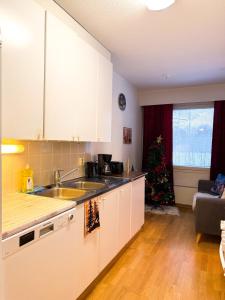 Large Group Fireside Cabin