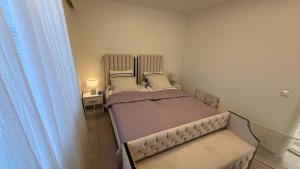 Private House with Sauna and Winter Garden