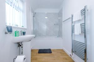 Contractor Heaven Free Parking Manchester