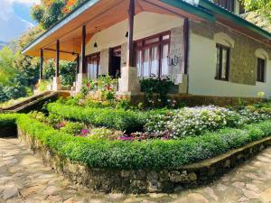 Bawlana Estate Kandy by Maniumpathy close to Pekoe Trail Stage 1 & 2