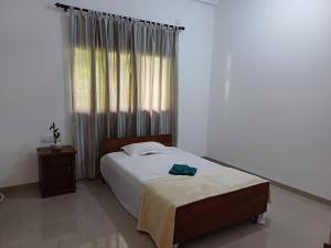 Yelona Rest