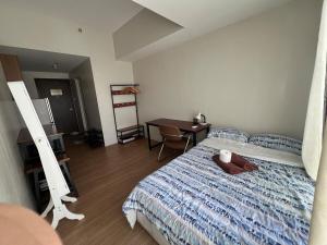 Studio Unit 12F - The Loop Towers CDO