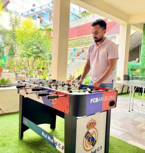 The Auriga 3BHK Fully Entair Villa with Bonfire in kasauli I Pvt Stay I Open Air Terrace I Kitchen Livingroom I Lawn Bonfire I Gaming Zone