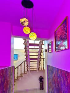 The Auriga 3BHK Fully Entair Villa with Bonfire in kasauli I Pvt Stay I Open Air Terrace I Kitchen Livingroom I Lawn Bonfire I Gaming Zone