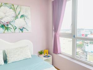 2-bedroom apartment near the airport