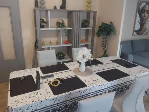 F5 lumineux et moderne Le confort parfait pour familles et couples, Perpignan