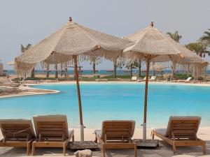 Beachy Pool side Mesca Cabana Somabay Steps to Sea