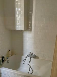 Beautiful new apartment close to Montmartre