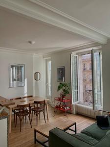 Beautiful new apartment close to Montmartre