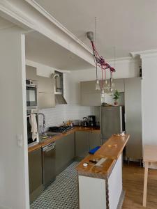 Beautiful new apartment close to Montmartre
