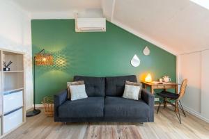 Top-Floor Studio Central Cannes