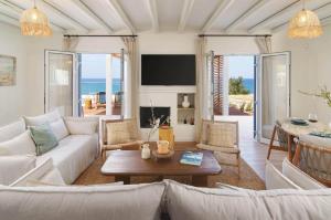 Villa Paradise Coastal Calm at Moonlight Villas