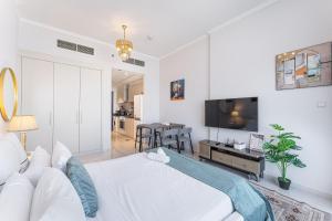 HAVN - High Floor Studio in Damac Hills