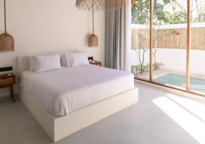 Alboran Villa GiliAir