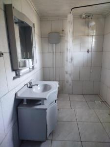 Quarto N II Cama casal e uma de solteiro