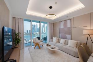 Sunrise Bay 2, Emaar Beachfront - Mint Stay