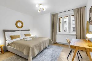 Quiet Central Apartment on Dunajská - Up to 6 Guests