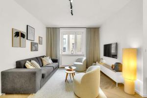 Quiet Central Apartment on Dunajská - Up to 6 Guests