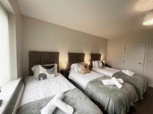 Syster Properties Stunning Apartment for Contractors and families