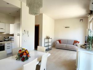 Casa Fiordaliso, a green oasis near the sea