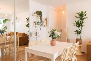 Bright apartment in the heart of Paris