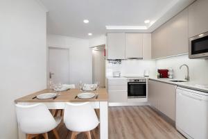 Camões 8 F Vista Mar