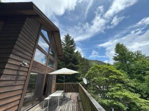 Cabin B vacation house rental Mt Fuji View 3 min lake Saiko 5min drive Lake Kawaguchi