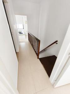 Tombs of the Kings Two Bedroom Patio Apt