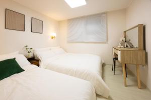 Stay Near, Hyehwa, Jongno