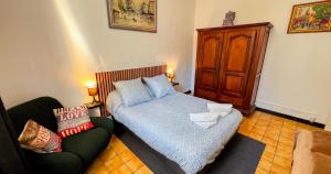 Peaceful setting near the ramparts