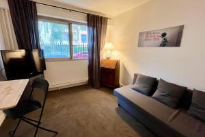 Bright studio near the Parc des Princes