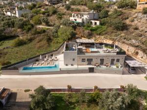 Stone Heaven Luxury Villa with Private Heated Pool