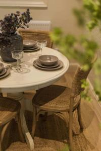 Beautiful Chester Cottage