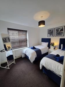 City Centre 3BR WiFi & Parking For Contractors & Families