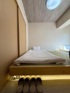 早稻田大学徒步3分 直达日本桥池袋新宿上野 南北通透有电梯 周边生活便利