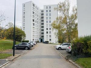 "Le Savanna" Magnifique T3 Montluçon centre - Hôpital - Parking gratuit