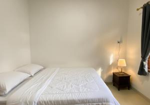 Daffodil House Proper Guest House Near Malioboro