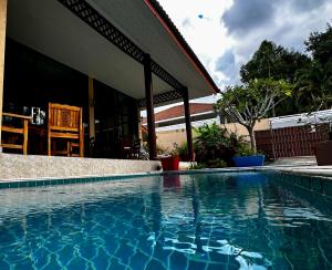 3 bedroom swimming pool Lamai
