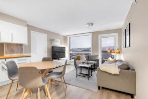 Arctic View Apartment-Northern Lights & City view