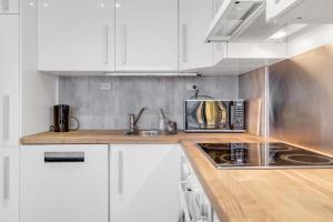 Arctic View Apartment-Northern Lights & City view