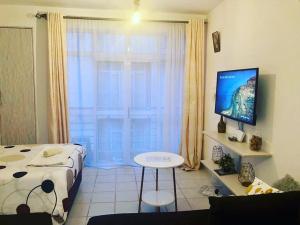 G54 Studio Apartment