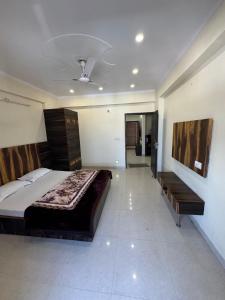 Brij Studios in Vrindavan