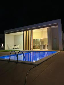 Casa Luxuosa em condomínio de alto padrão