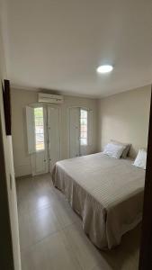 Apartamento de 1 Quarto no Centro Histórico de São Sebastião - SP