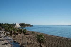 EB4A - Frontline beach city apartment