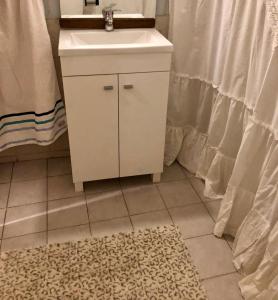 Roomies para chicas viajeras ! Solo chicas !